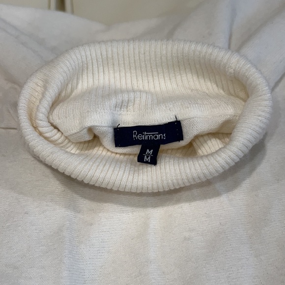 Beautiful dolman sleeve sweater, winter white, medium - Picture 11 of 11